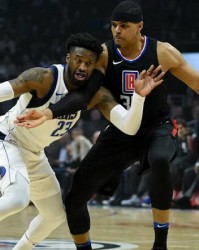  阿德巴约两双热火力克独行侠延续客场强势表现