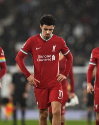  切尔西锋线集体迷失，水晶宫铁桶阵逼平豪门  