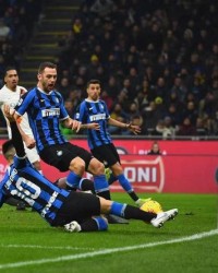  亚特兰大主场憾平博洛尼亚错失登顶良机