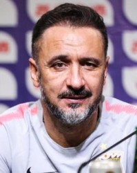  法兰克福主帅赛后批评裁判尺度  