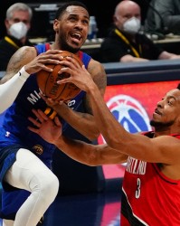  开拓者利拉德60分创队史新纪录