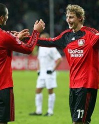  弗赖堡替补奇兵制胜爆冷击败沙尔克04  