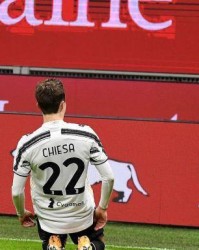  那不勒斯逆转米兰，终结对手不败金身  