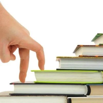  姆巴佩速度突破造杀机，巴黎边路传中锁定胜局